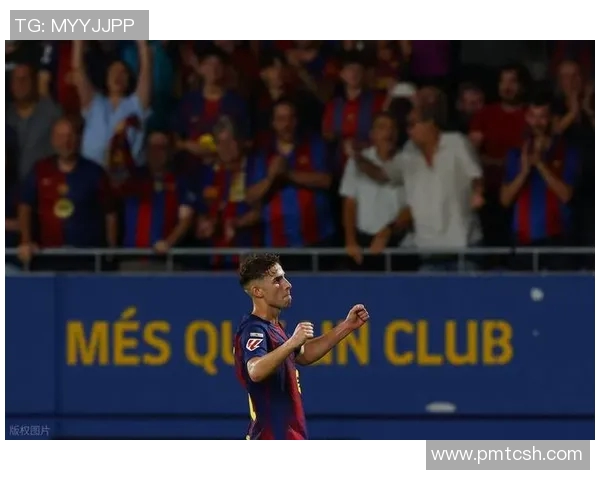 巴塞罗那欧冠小组赛3-3战平,VAR介入引争议,莱万救主难掩巴萨防守问题 巴塞罗那欧冠小组赛3-3战平,VAR介入引争议,莱万救主难掩巴萨防守问题